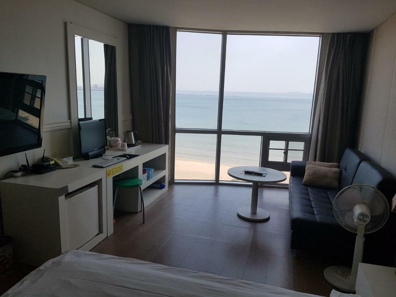 Pohang Valentine Hotel Екстер'єр фото